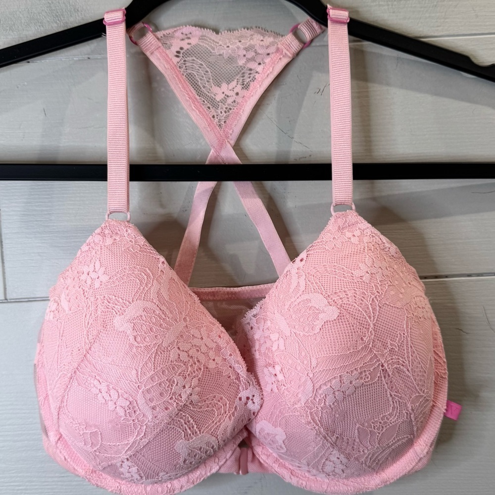 Victoria's Secret NWOT Lined Demi Lace Pink Bra Size 32DD